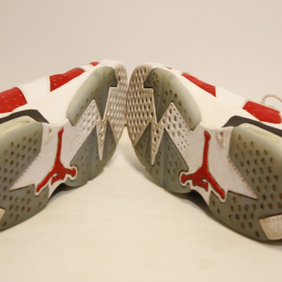 Nike Air Jordan - Picture 4 of 5